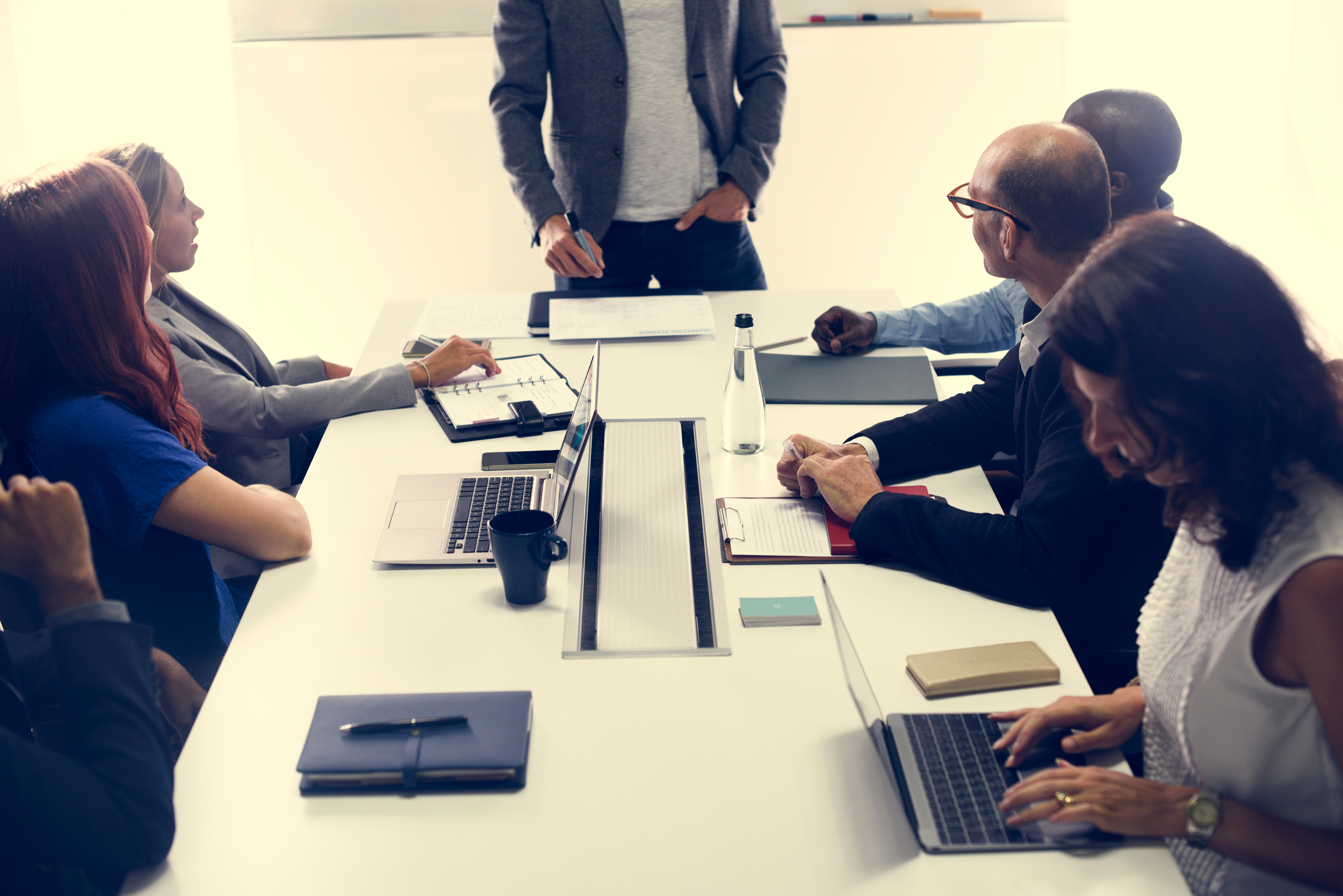 企業參訪與交流活動